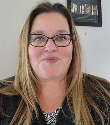 Lisa Beattie, Lakeshore Manor | Eldercare Review | Top Independent Living Community